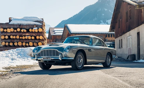 aston martin db5